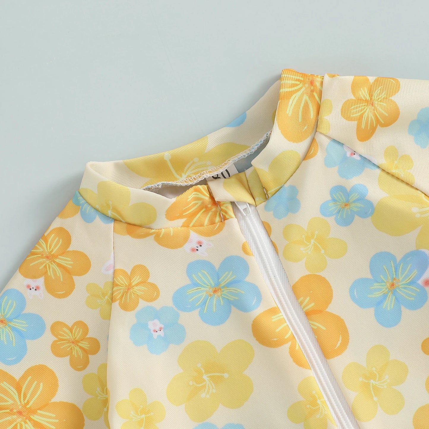 Maiô Infantil Feminino com Manga Curta – Proteção e Estilo para o Verão! 👧🍒🏖️