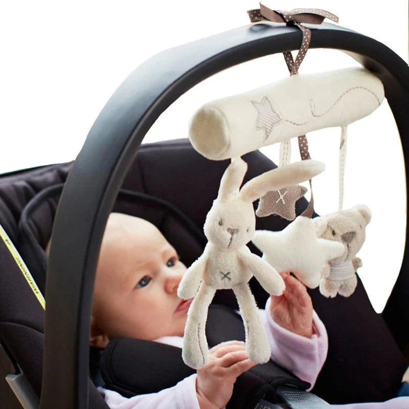 Chocalho de Pelúcia Coelhinho – Brinquedo Suspenso para Berço ou Carrinho