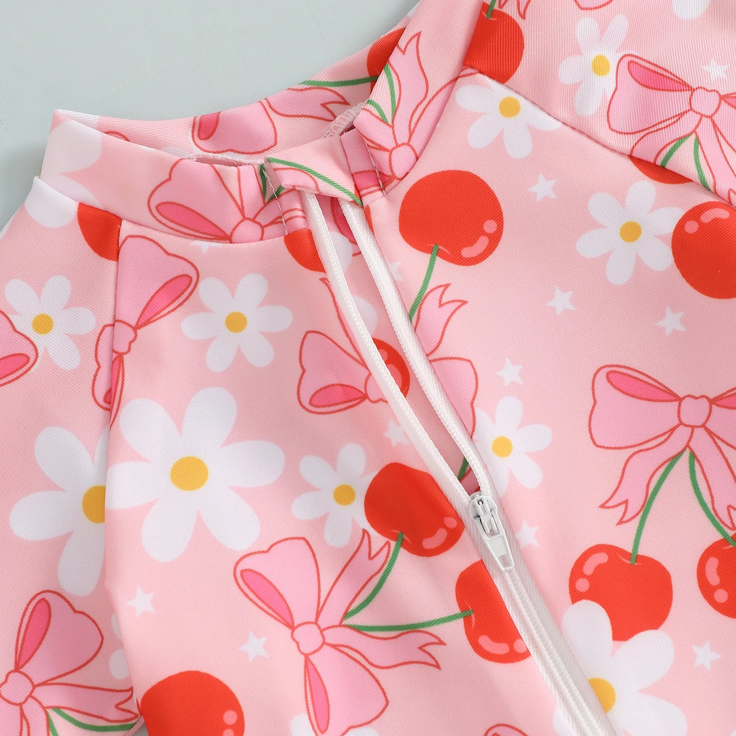 Maiô Infantil Feminino com Manga Curta – Proteção e Estilo para o Verão! 👧🍒🏖️